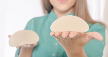 Moderne Brustimplantate – wie sicher und formstabil sind sie?