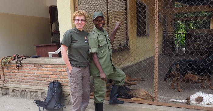 Dr. med. Annette Kotzur und Christian Shamavu am Hundezwinger Dr. med. Annette Kotzur und Christian Shamavu am Hundezwinger